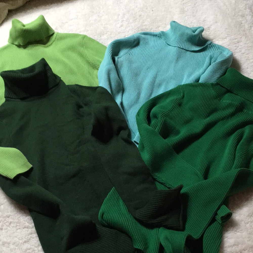 Bundle of 4 Green Turtlenecks